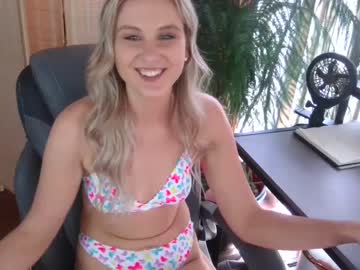 girl
        naughty_rosie69 cam image #2644961