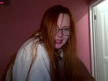 girl
        klementinagirl cam image #2129324