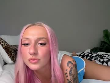 girl
        stellacorbet cam image #4663066