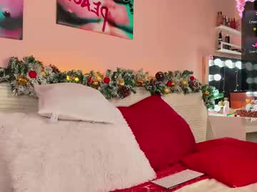 girl
        jollly_belle cam image #3892085