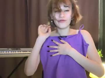 girl
        kalispring cam image #665647