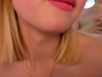 couple
        sweetestluna cam image #2548030