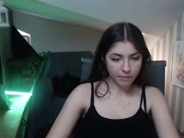 girl
        _nel cam image #4398