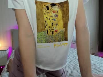 girl
        oksanafedorova cam image #4157263