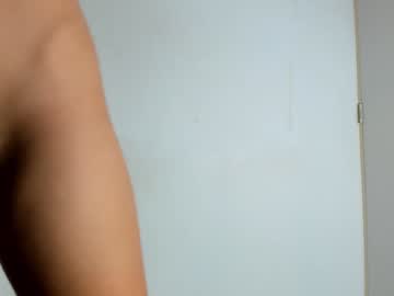 girl
        nina_ponse cam image #3992222