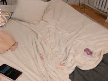 girl
        jaelyncraft cam image #2280976