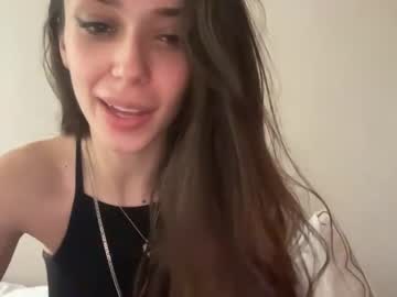 girl
        ariacutiee cam image #1019609