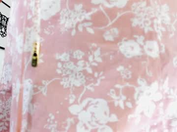 girl
        missniley cam image #227895