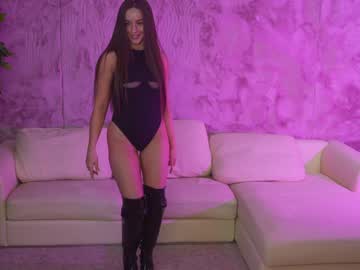 girl
        anabel054 cam image #4205340