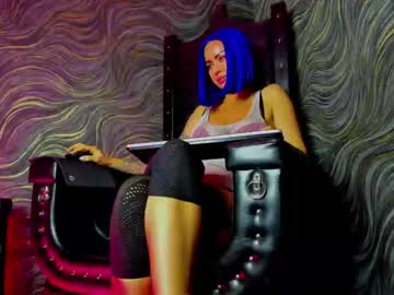 girl
        alicia_greene cam image #596244