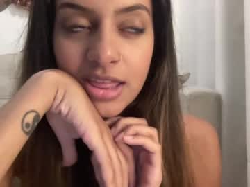 girl
        mayahepburn cam image #1986988