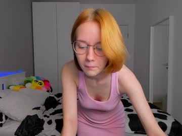girl
        alisson_spring cam image #1453788