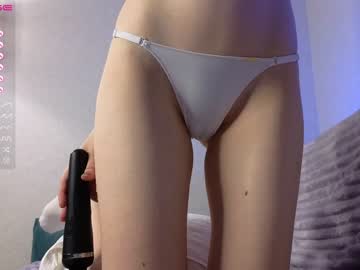 girl
        llesslie cam image #2627932