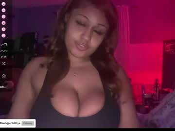 girl
        blackgurlkitty cam image #2748045