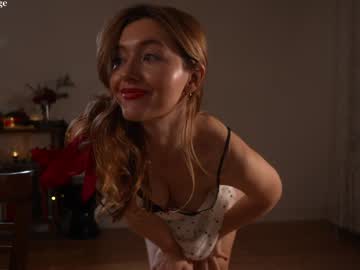 girl
        alisonrouge cam image #3810173
