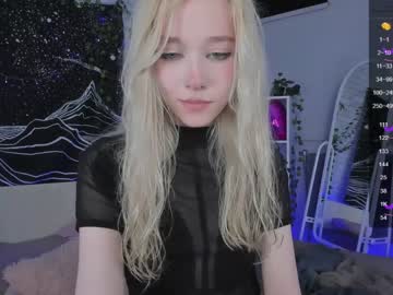girl
        irma_bell cam image #699438