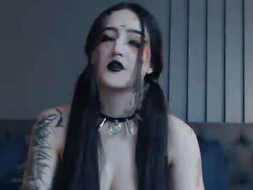 girl
        charlotte_germanotta_ cam image #1075555