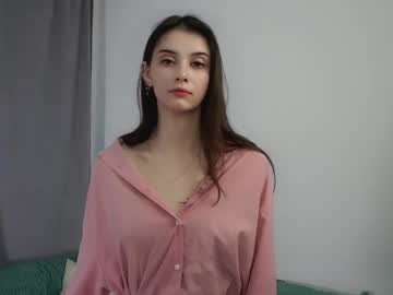 girl
        merylblackhurst cam image #4223680