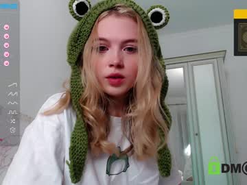 girl
        small_blondee cam image #394231