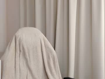 girl
        suzyjames cam image #3858704
