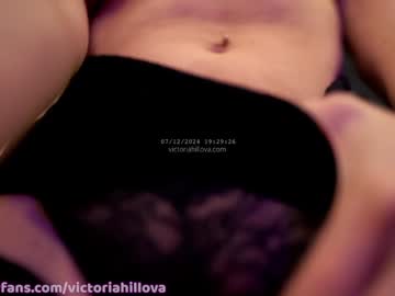 girl
        victoriahillova cam image #3760870
