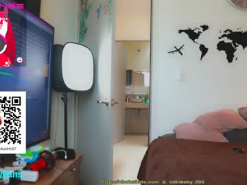 girl
        latinbaby_666 cam image #1251678