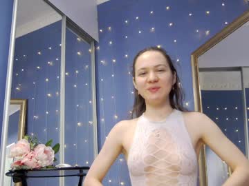 girl
        kriskras__ cam image #3950605