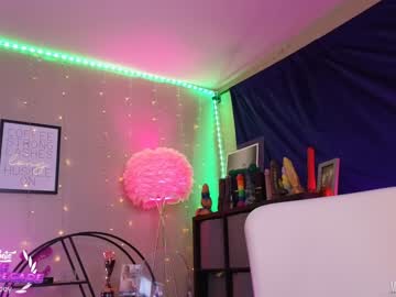 girl
        milf_lacey cam image #1087314
