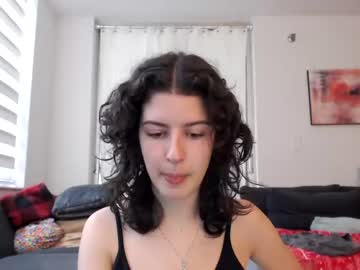girl
        frenchava cam image #941306