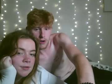 couple Webcam Girls Sex Thressome And Foursome with zekeee420