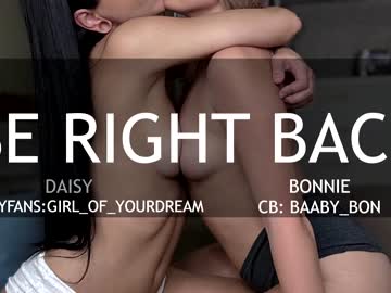 girl
        girl_of_yourdreams_ cam image #1831012