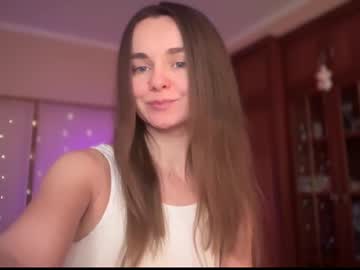 girl
        lanaloulou cam image #4123437