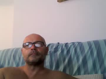 couple
        flomarian cam image #3316872