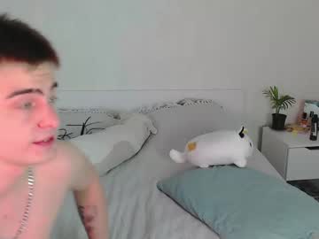 couple
        your_molly_mark cam image #4221124