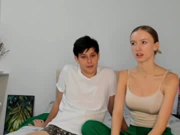 couple
        hot_ho cam image #391308
