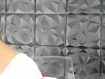 girl
        babyaylin cam image #4285386