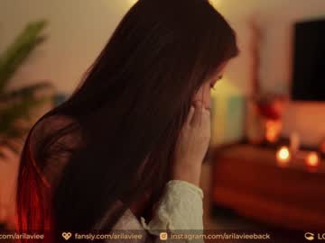girl
        aarilaviee cam image #143949