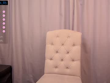 girl
        its_lily cam image #2255788