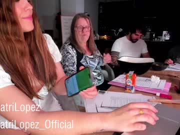 girl
        crazypaty cam image #2554239