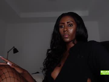girl
        missksavage cam image #1976798