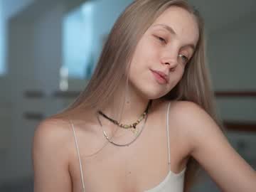 girl
        appr0ved cam image #4094902