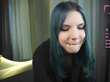 girl
        merciabawden cam image #4319852
