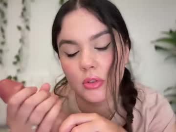 girl
        gia_is_horny cam image #2666648