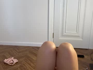 girl
        cuteelsa_ cam image #4568639