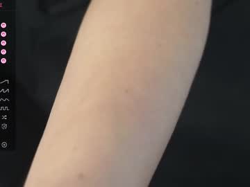 girl
        audreycarvin cam image #4530513