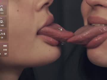 couple
        vivid_girls cam image #3812953