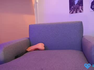girl
        little_effy18_ cam image #4174615