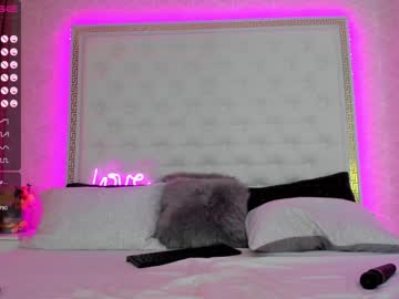 girl
        alexislove007 cam image #562136