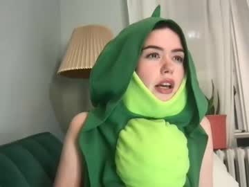 girl
        littlesugarpea cam image #2622420