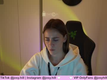girl
        josyhill cam image #1943066
